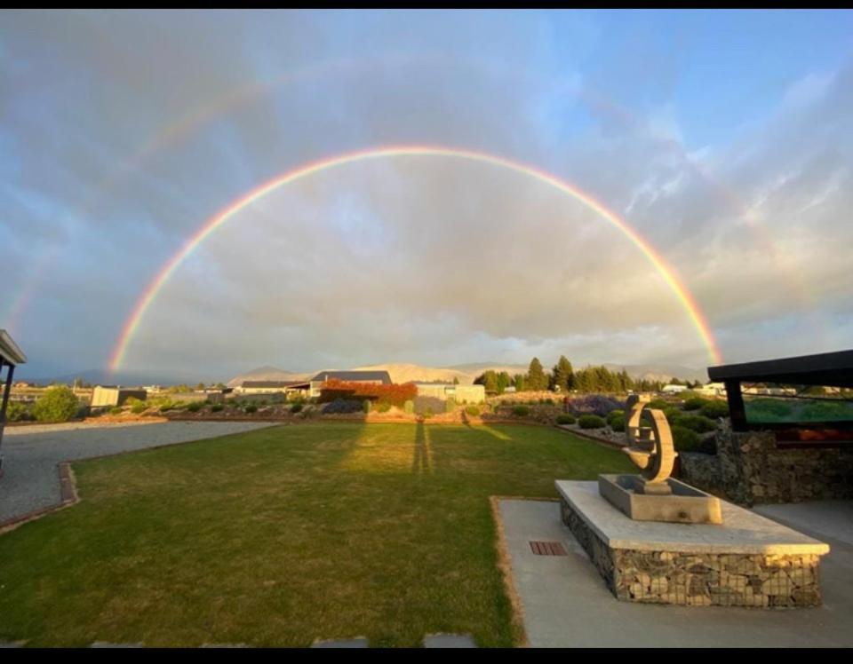 Lh Twizel Fountain Retreat Villa Екстериор снимка